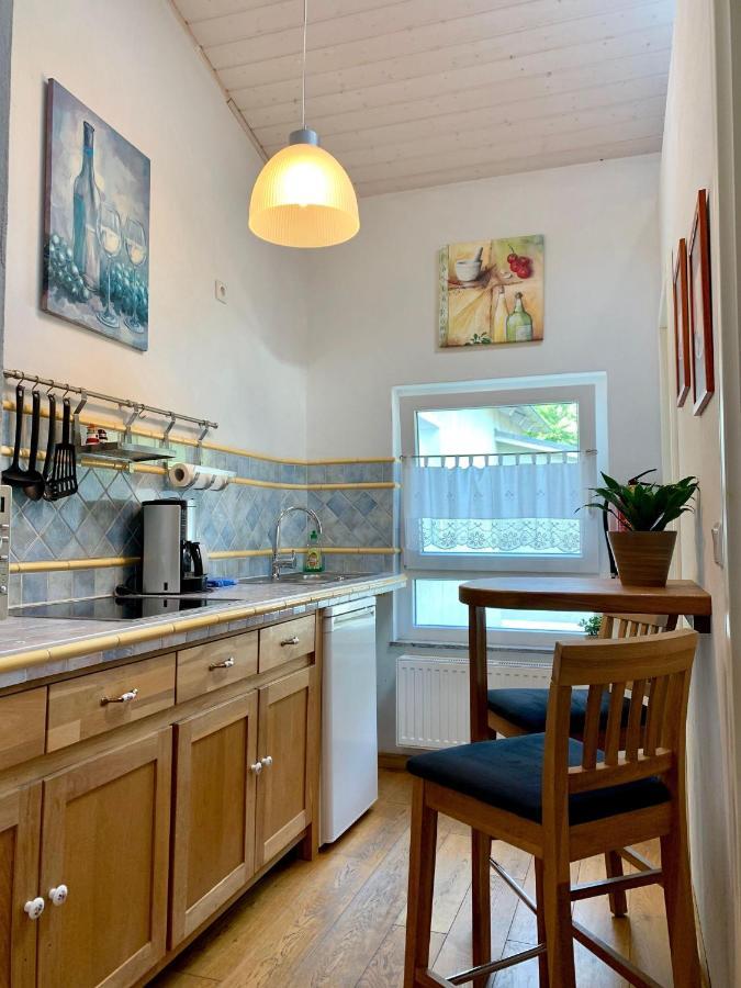 Villa-Rosengarten-Ferienwohnung-Baumhaus-Mit-Seeblick Sassnitz Exteriör bild