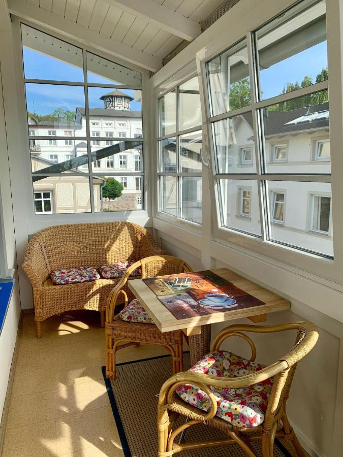 Villa-Rosengarten-Ferienwohnung-Baumhaus-Mit-Seeblick Sassnitz Exteriör bild